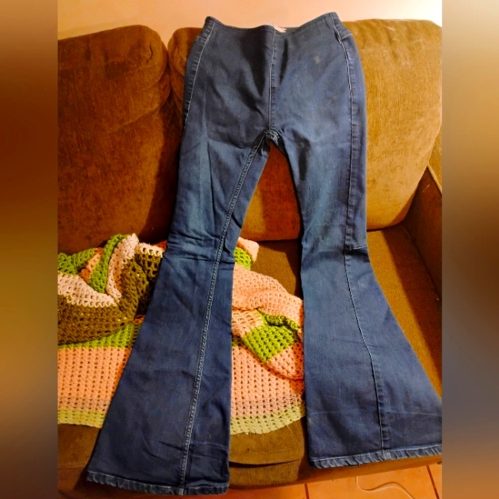 Free People Flared Blue Jeans..Sz.25. In Excellent Condition. Free People
